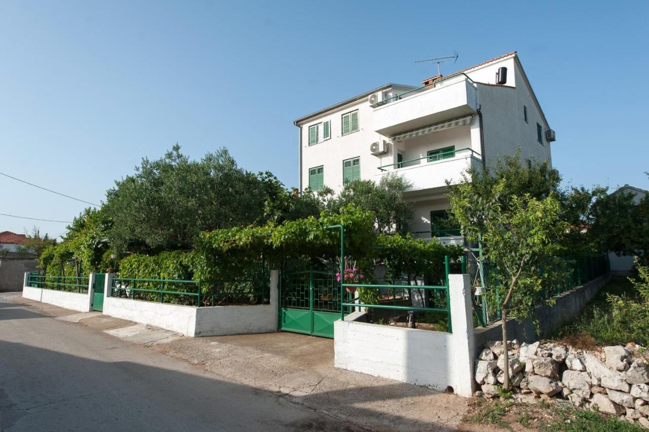 Apartments By The Sea Turanj, Biograd - 6445 Exterior foto