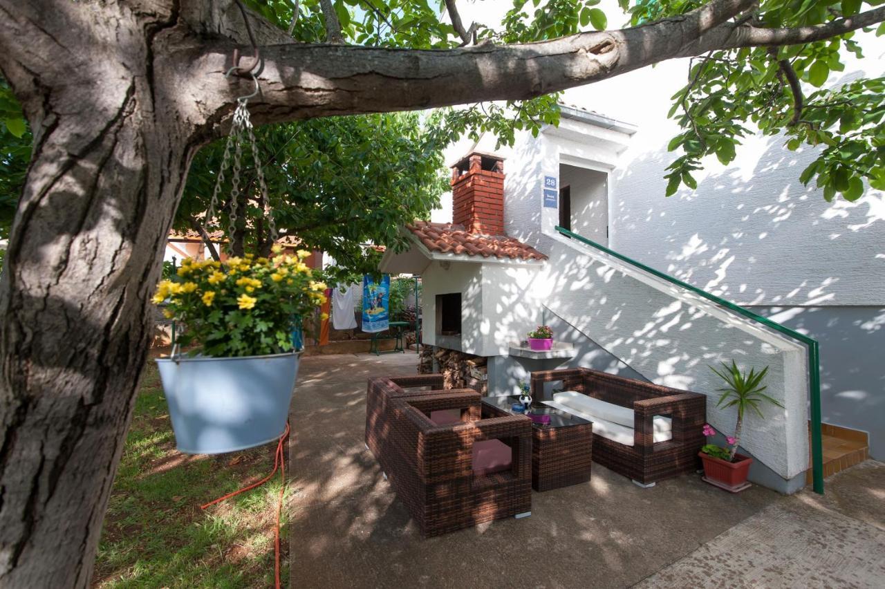 Apartments By The Sea Turanj, Biograd - 6445 Exterior foto